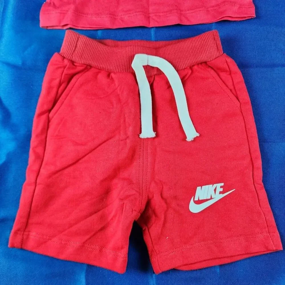 Baby/Toddler Nike Shorts and T-Shirt 12-18 mths